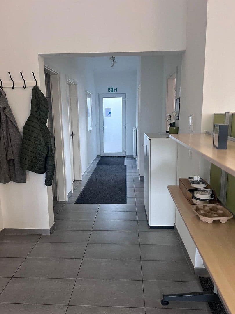 Pronájem kanceláře 130 m², Robert Bosch Strasse 3, Limburg an der Lahn, Hessen Pronájem kanceláře 130 m², Robert Bosch Strasse 3, Limburg an der Lahn, Hessen