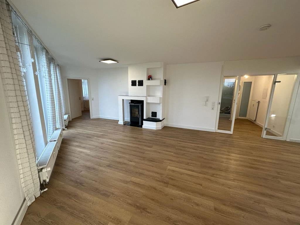 Pronájem bytu 3+1 105 m², Rödermark, Hessen Pronájem bytu 3+1 105 m², Rödermark, Hessen