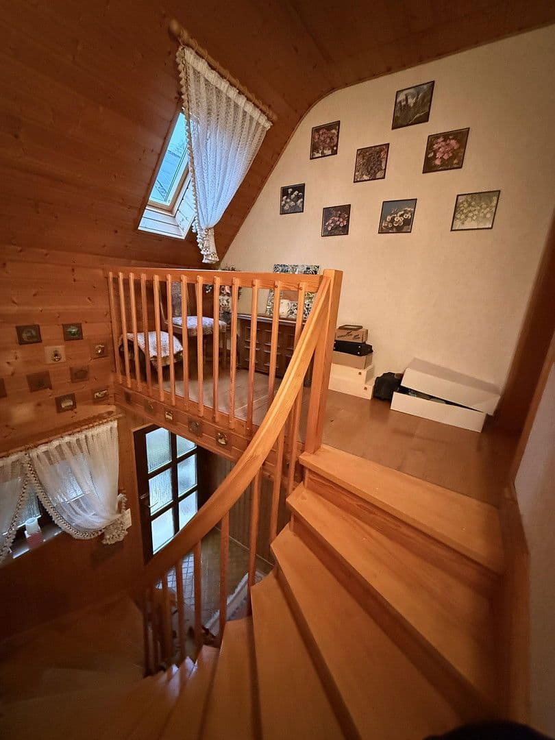 Prodej domu 144 m², pozemek 520 m², Im Kirschgarten 10, Olsbrücken, Porýní-Falc Prodej domu 144 m², pozemek 520 m², Im Kirschgarten 10, Olsbrücken, Porýní-Falc