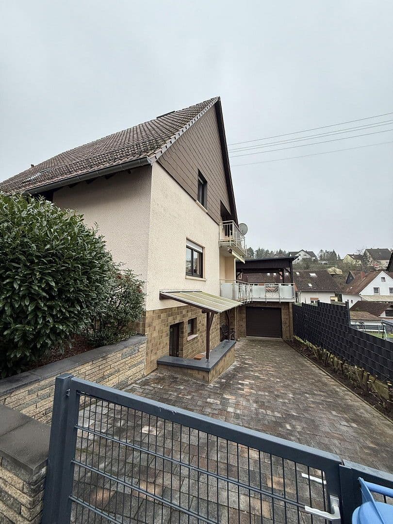 Prodej domu 144 m², pozemek 520 m², Im Kirschgarten 10, Olsbrücken, Porýní-Falc Prodej domu 144 m², pozemek 520 m², Im Kirschgarten 10, Olsbrücken, Porýní-Falc