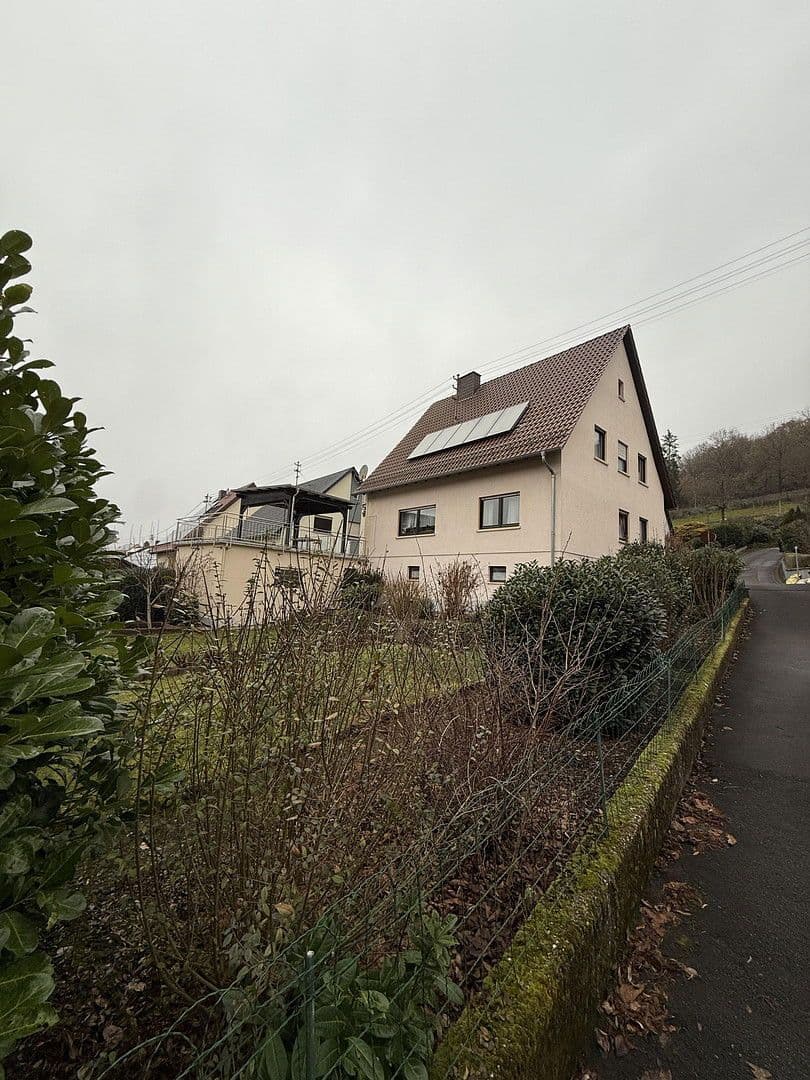 Prodej domu 144 m², pozemek 520 m², Im Kirschgarten 10, Olsbrücken, Porýní-Falc Prodej domu 144 m², pozemek 520 m², Im Kirschgarten 10, Olsbrücken, Porýní-Falc