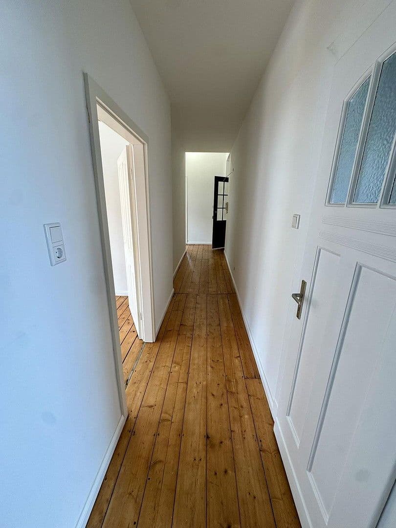 Pronájem bytu 4+1 86 m², Düsseldorf, Severní Porýní-Vestfálsko Pronájem bytu 4+1 86 m², Düsseldorf, Severní Porýní-Vestfálsko