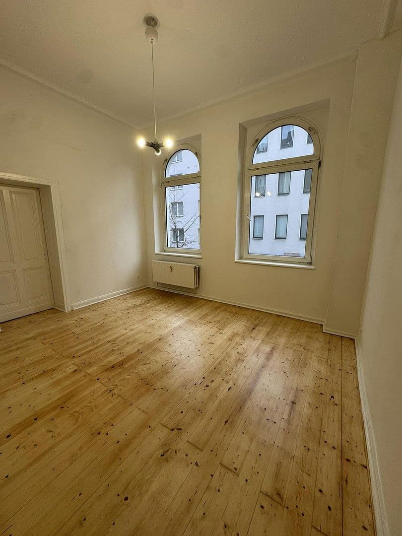 Pronájem bytu 4+1 86 m², Düsseldorf, Severní Porýní-Vestfálsko Pronájem bytu 4+1 86 m², Düsseldorf, Severní Porýní-Vestfálsko