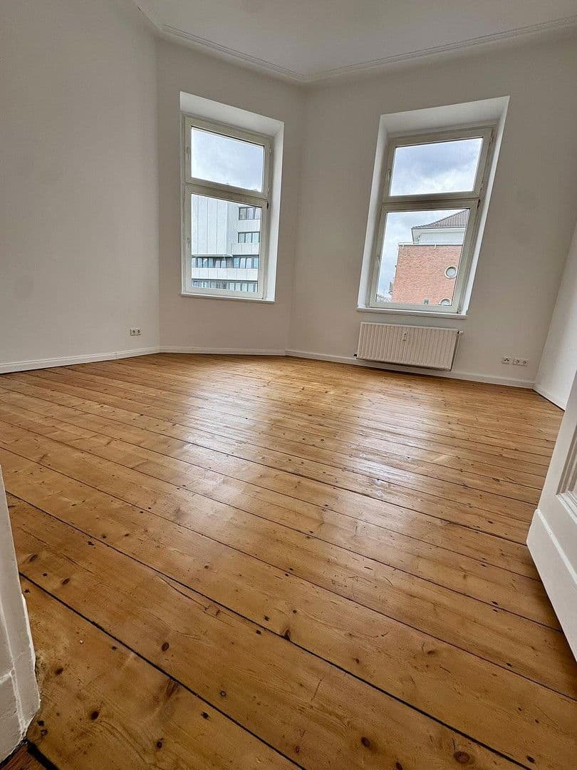 Pronájem bytu 4+1 86 m², Düsseldorf, Severní Porýní-Vestfálsko Pronájem bytu 4+1 86 m², Düsseldorf, Severní Porýní-Vestfálsko