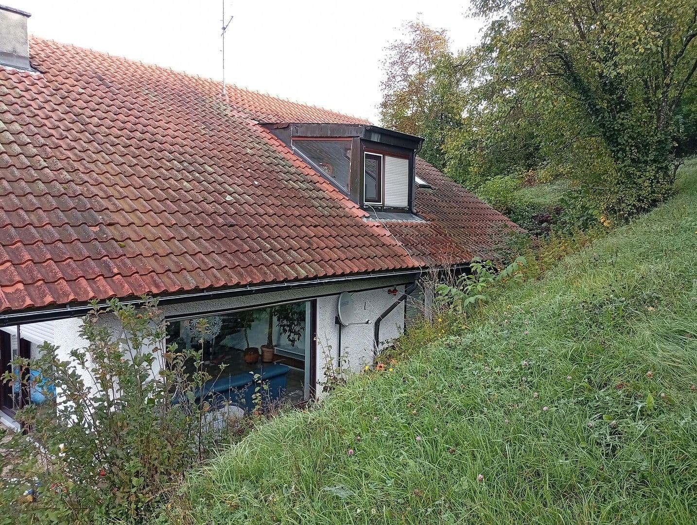 Prodej domu 179 m², pozemek 947 m², Neuenstadt am Kocher, Bádensko-Württembersko Prodej domu 179 m², pozemek 947 m², Neuenstadt am Kocher, Bádensko-Württembersko