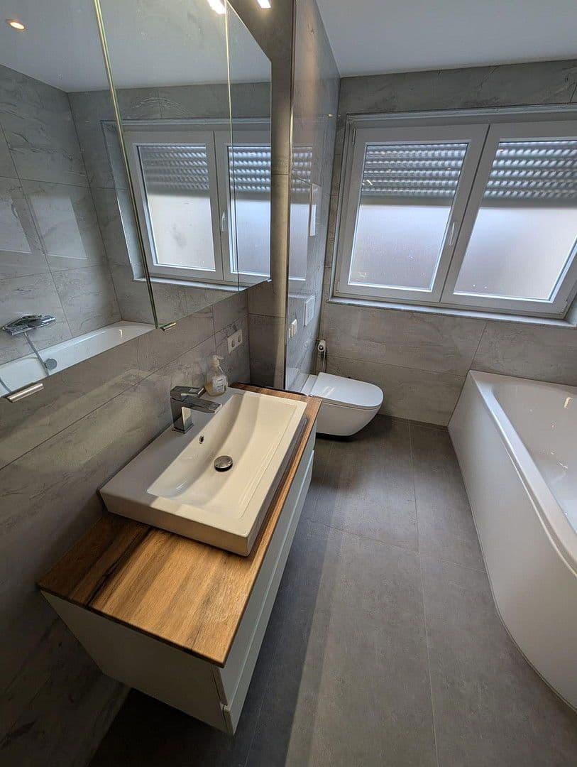 Pronájem bytu 3+1 74 m², Böblingen, Bádensko-Württembersko Pronájem bytu 3+1 74 m², Böblingen, Bádensko-Württembersko