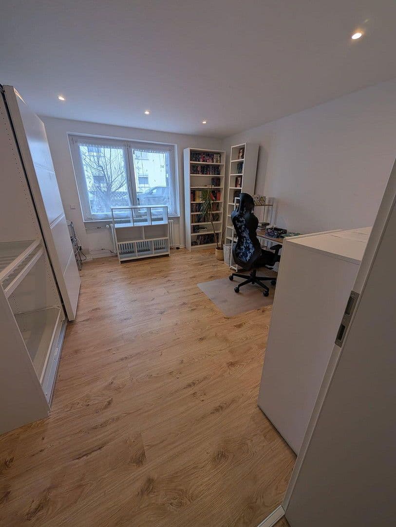 Pronájem bytu 3+1 74 m², Böblingen, Bádensko-Württembersko Pronájem bytu 3+1 74 m², Böblingen, Bádensko-Württembersko