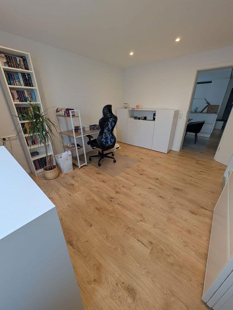 Pronájem bytu 3+1 74 m², Böblingen, Bádensko-Württembersko Pronájem bytu 3+1 74 m², Böblingen, Bádensko-Württembersko