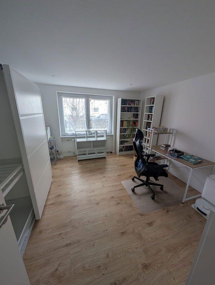 Pronájem bytu 3+1 74 m², Böblingen, Bádensko-Württembersko Pronájem bytu 3+1 74 m², Böblingen, Bádensko-Württembersko