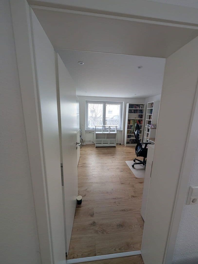 Pronájem bytu 3+1 74 m², Böblingen, Bádensko-Württembersko Pronájem bytu 3+1 74 m², Böblingen, Bádensko-Württembersko