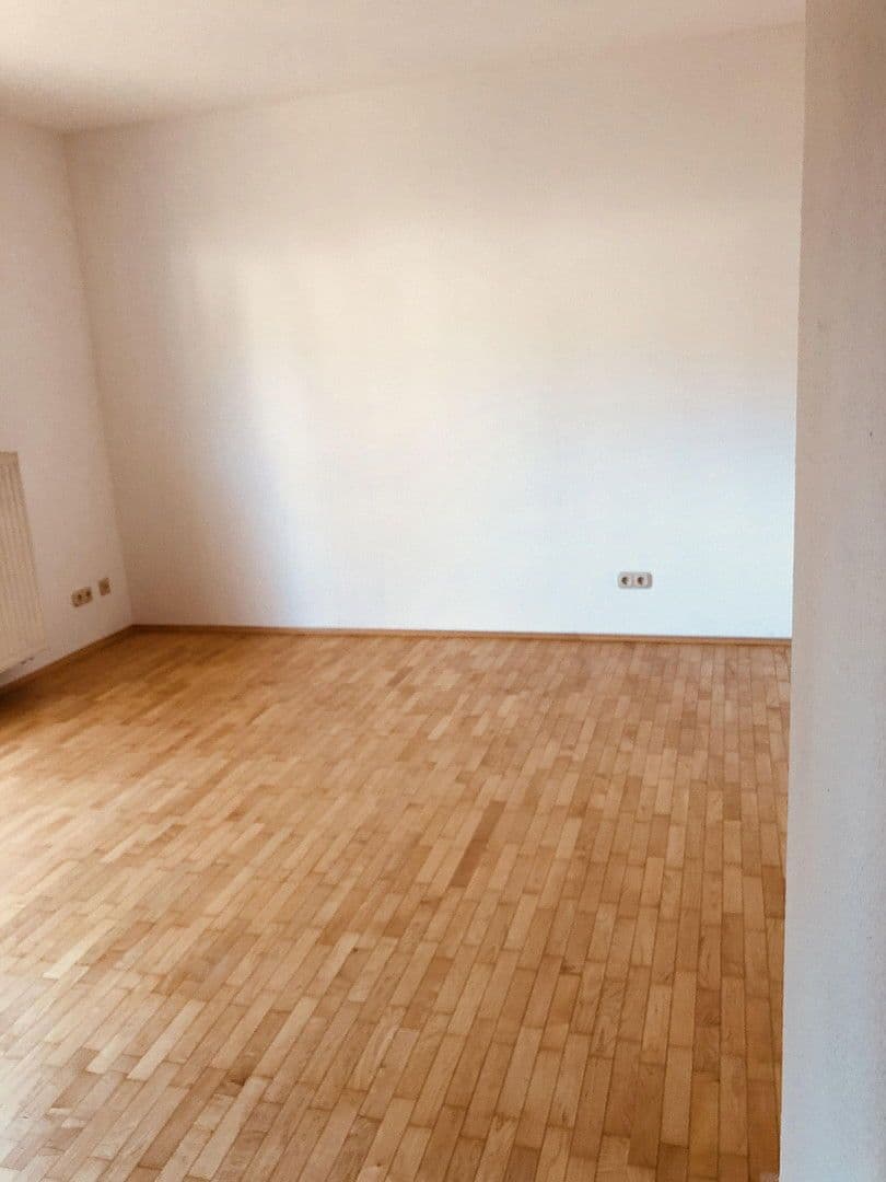Prodej bytu 2+1 48 m², Mainz, Porýní-Falc Prodej bytu 2+1 48 m², Mainz, Porýní-Falc