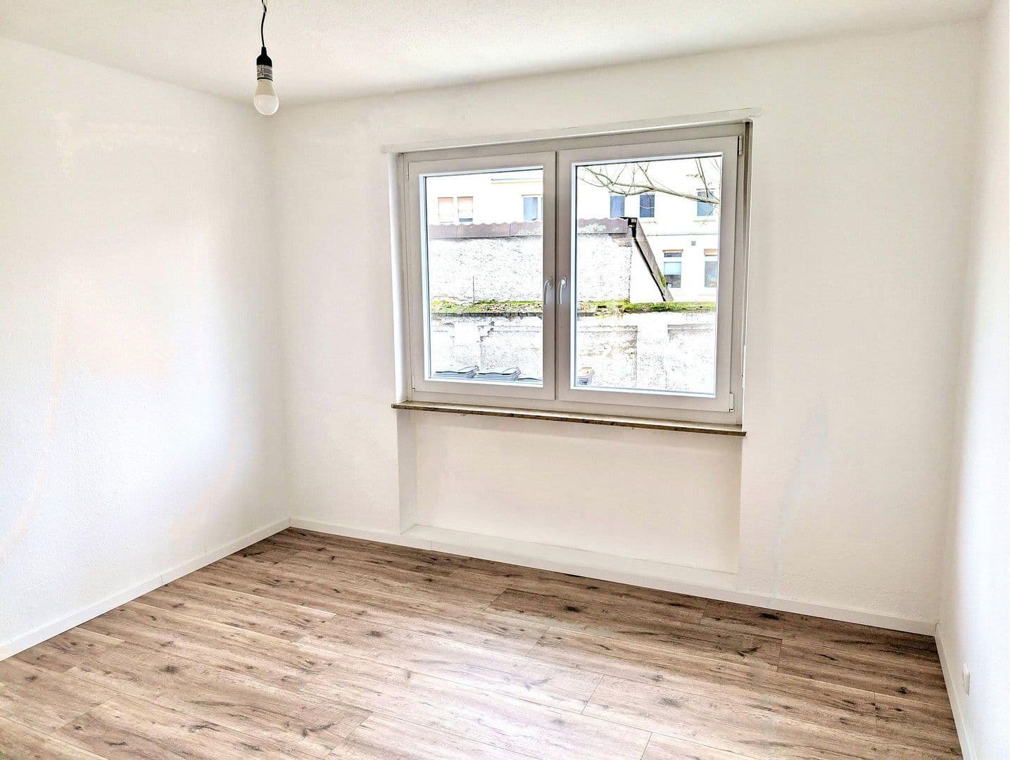Pronájem bytu 2+1 61 m², Westliche Ringstraße 15, Frankenthal, Porýní-Falc Pronájem bytu 2+1 61 m², Westliche Ringstraße 15, Frankenthal, Porýní-Falc