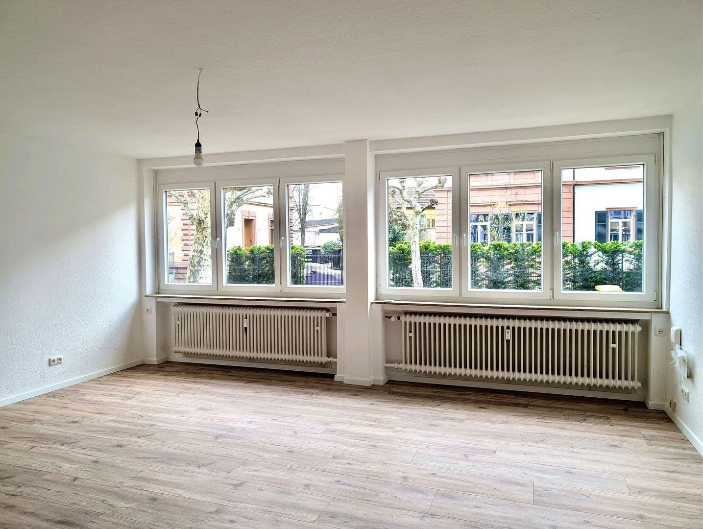 Pronájem bytu 2+1 61 m², Westliche Ringstraße 15, Frankenthal, Porýní-Falc Pronájem bytu 2+1 61 m², Westliche Ringstraße 15, Frankenthal, Porýní-Falc