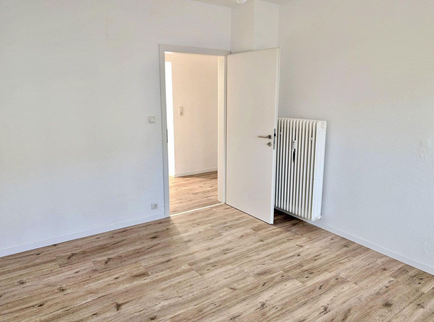 Pronájem bytu 2+1 61 m², Westliche Ringstraße 15, Frankenthal, Porýní-Falc Pronájem bytu 2+1 61 m², Westliche Ringstraße 15, Frankenthal, Porýní-Falc