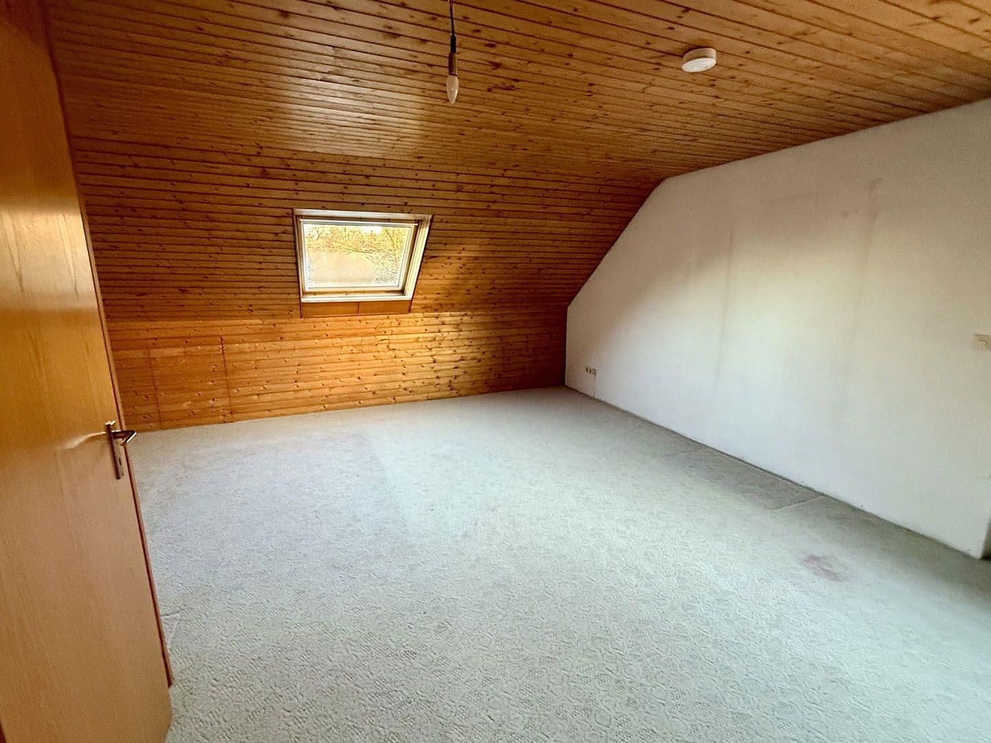 Prodej domu 122 m², pozemek 302 m², Welzheim, Bádensko-Württembersko Prodej domu 122 m², pozemek 302 m², Welzheim, Bádensko-Württembersko