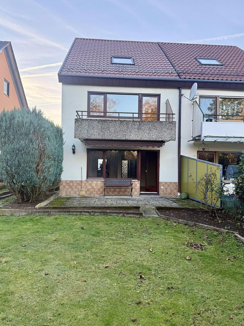 Prodej domu 122 m², pozemek 302 m², Welzheim, Bádensko-Württembersko Prodej domu 122 m², pozemek 302 m², Welzheim, Bádensko-Württembersko