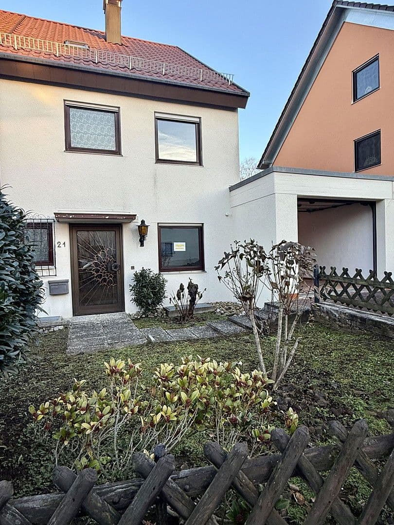 Prodej domu 122 m², pozemek 302 m², Welzheim, Bádensko-Württembersko Prodej domu 122 m², pozemek 302 m², Welzheim, Bádensko-Württembersko