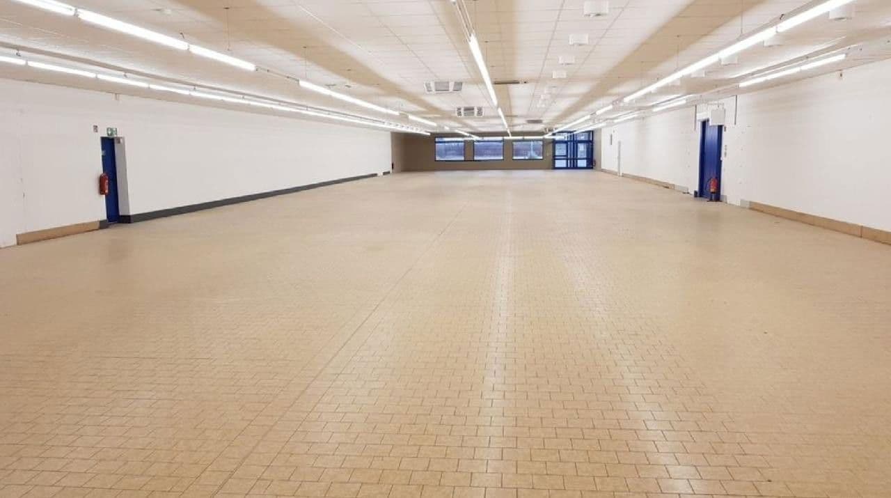 Prodej nebytového prostoru 6.350 m², Am Westbahnhof 3, Tostedt, Dolní Sasko Prodej nebytového prostoru 6.350 m², Am Westbahnhof 3, Tostedt, Dolní Sasko