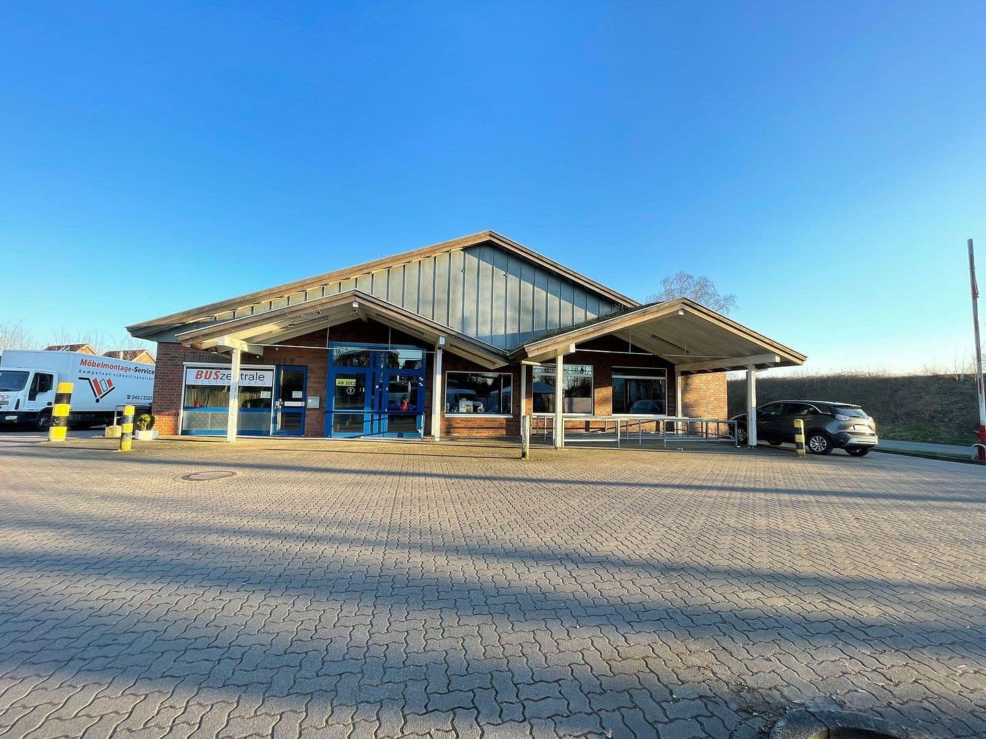 Prodej nebytového prostoru 6.350 m², Am Westbahnhof 3, Tostedt, Dolní Sasko Prodej nebytového prostoru 6.350 m², Am Westbahnhof 3, Tostedt, Dolní Sasko