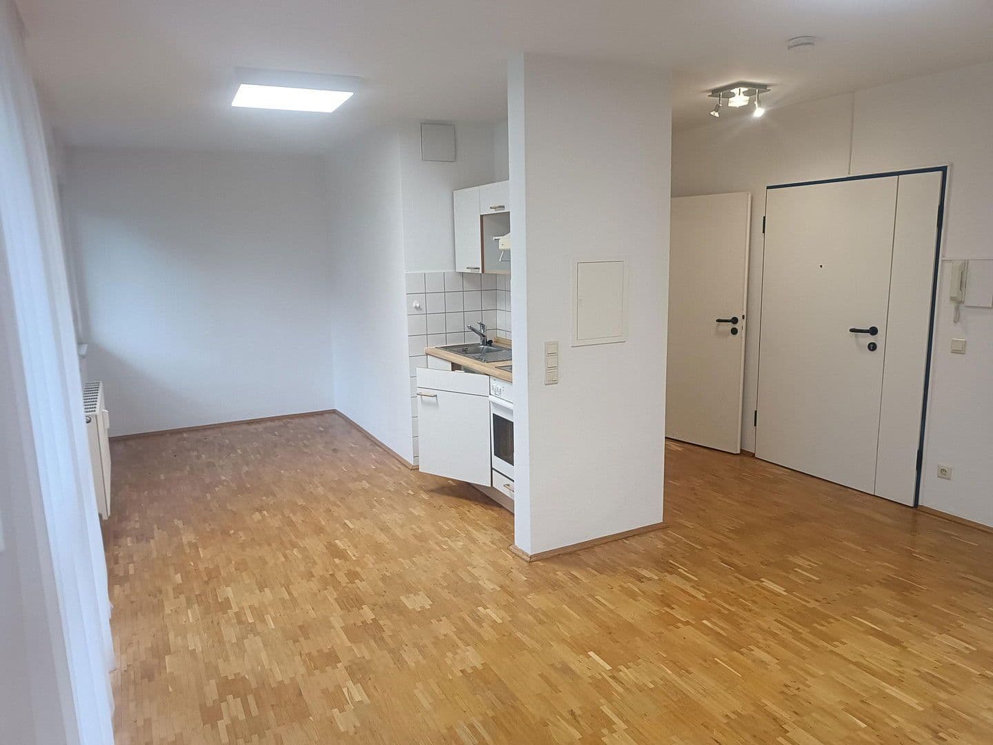 Pronájem bytu 1+1 38 m², Kempener Straße 33, Krefeld, Severní Porýní-Vestfálsko Pronájem bytu 1+1 38 m², Kempener Straße 33, Krefeld, Severní Porýní-Vestfálsko
