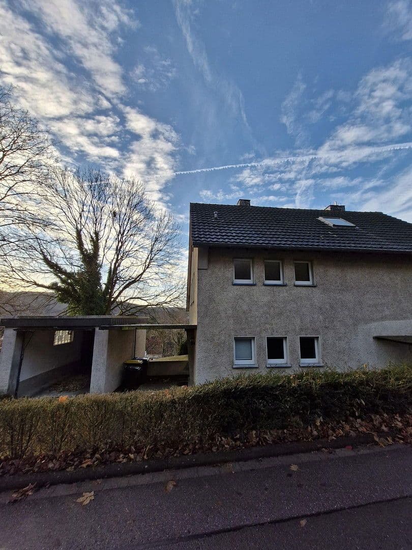 Prodej domu 125 m², pozemek 891 m², Niedermöllerstr. 17, Altena, Severní Porýní-Vestfálsko Prodej domu 125 m², pozemek 891 m², Niedermöllerstr. 17, Altena, Severní Porýní-Vestfálsko