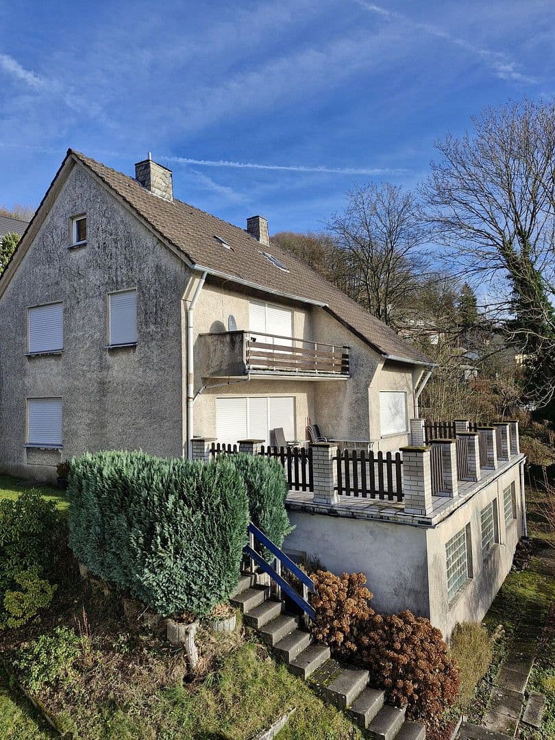 Prodej domu 125 m², pozemek 891 m², Niedermöllerstr. 17, Altena, Severní Porýní-Vestfálsko Prodej domu 125 m², pozemek 891 m², Niedermöllerstr. 17, Altena, Severní Porýní-Vestfálsko