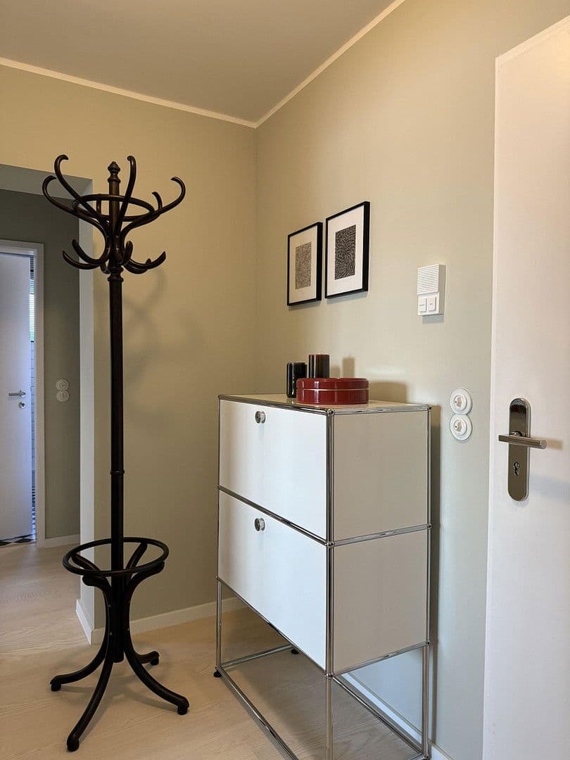 Pronájem bytu 3+1 70 m², Köln, Severní Porýní-Vestfálsko Pronájem bytu 3+1 70 m², Köln, Severní Porýní-Vestfálsko