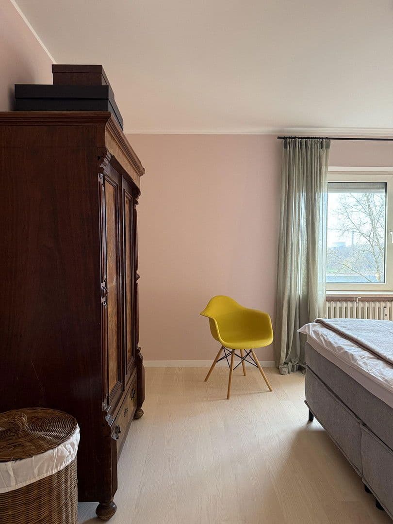 Pronájem bytu 3+1 70 m², Köln, Severní Porýní-Vestfálsko Pronájem bytu 3+1 70 m², Köln, Severní Porýní-Vestfálsko