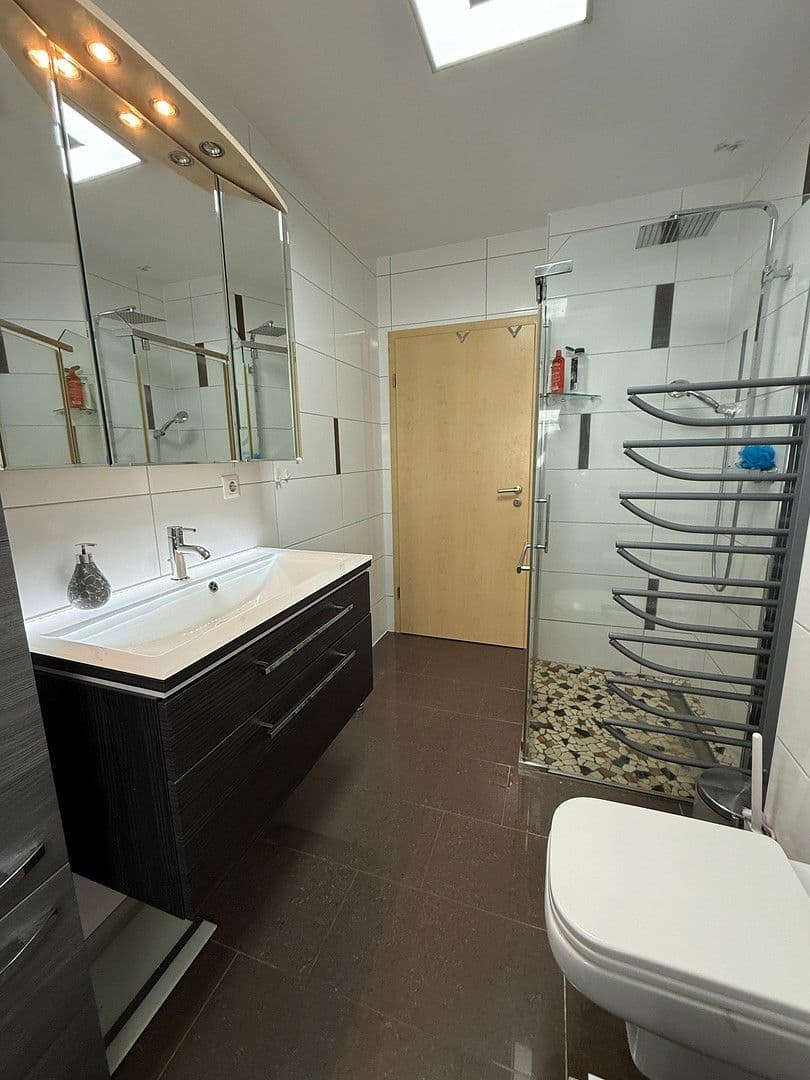 Prodej domu 159 m², pozemek 654 m², Mering, Bavorsko Prodej domu 159 m², pozemek 654 m², Mering, Bavorsko