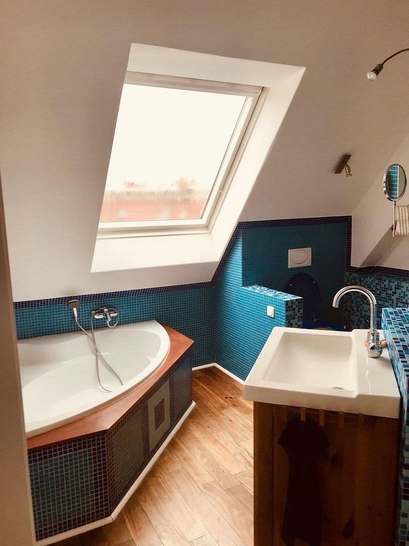 Prodej bytu 4+kk 112 m², Berlin, Berlín Prodej bytu 4+kk 112 m², Berlin, Berlín