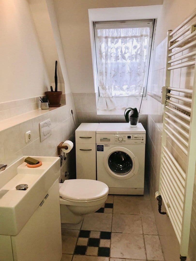 Prodej bytu 4+kk 112 m², Berlin, Berlín Prodej bytu 4+kk 112 m², Berlin, Berlín