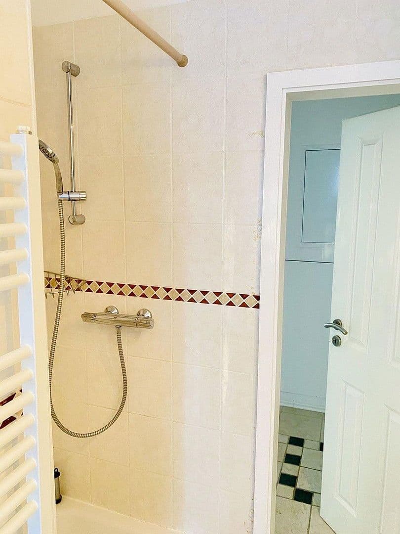 Prodej bytu 4+kk 112 m², Berlin, Berlín Prodej bytu 4+kk 112 m², Berlin, Berlín