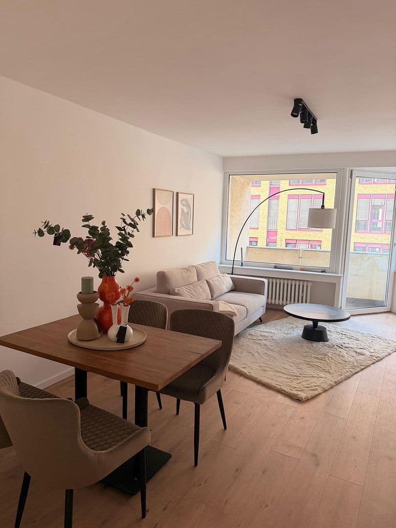 Pronájem bytu 2+1 59 m², Von-Werth-Straße 24-26, Köln, Severní Porýní-Vestfálsko Pronájem bytu 2+1 59 m², Von-Werth-Straße 24-26, Köln, Severní Porýní-Vestfálsko