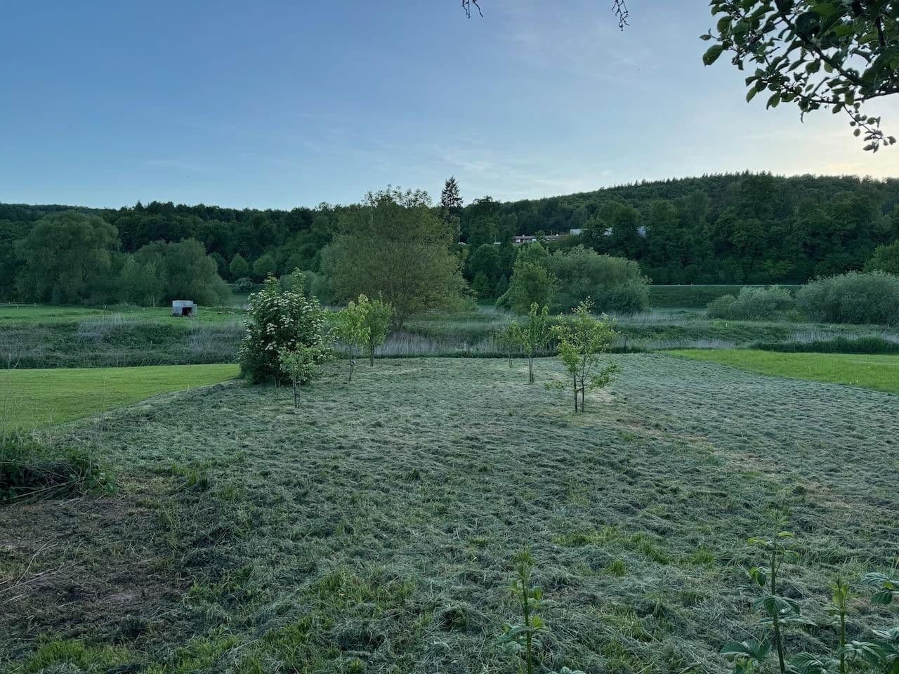 Prodej domu 240 m², pozemek 1.700 m², Flößerweg 20, Hann. Münden, Dolní Sasko Prodej domu 240 m², pozemek 1.700 m², Flößerweg 20, Hann. Münden, Dolní Sasko