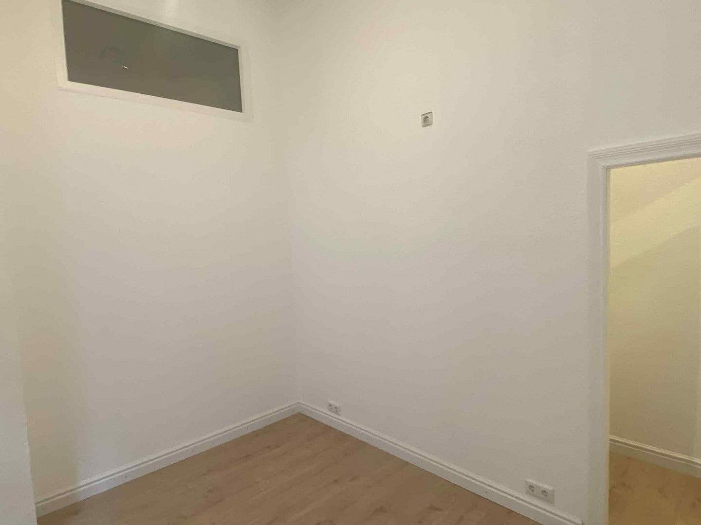 Pronájem bytu 3+1 72 m², Olbersstr. 4, Berlin, Berlín Pronájem bytu 3+1 72 m², Olbersstr. 4, Berlin, Berlín