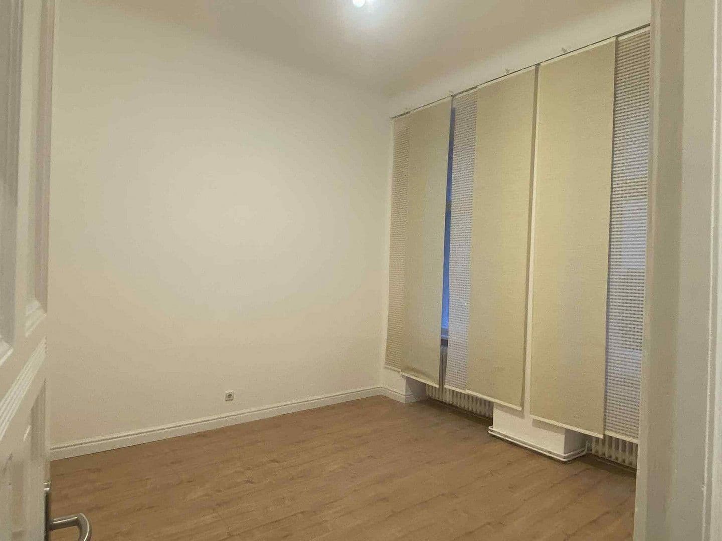 Pronájem bytu 3+1 72 m², Olbersstr. 4, Berlin, Berlín Pronájem bytu 3+1 72 m², Olbersstr. 4, Berlin, Berlín