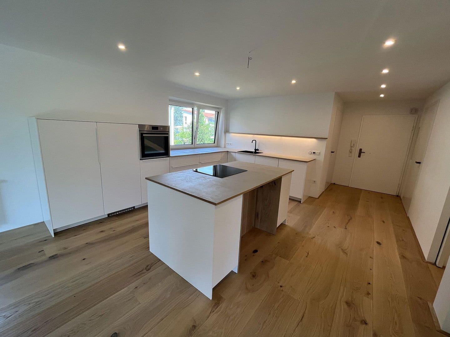 Prodej bytu 2+kk 95 m², Erlangen, Bavorsko Prodej bytu 2+kk 95 m², Erlangen, Bavorsko