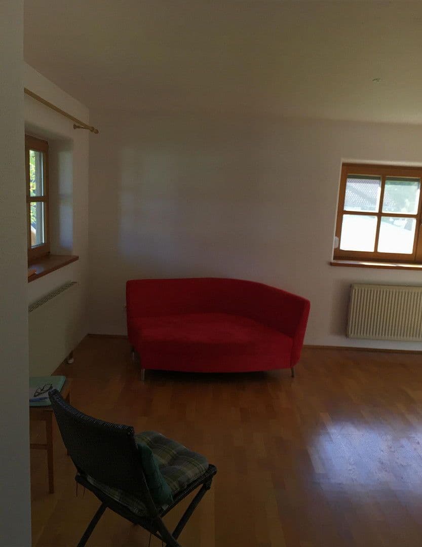 Prodej domu 260 m², pozemek 705 m², Grabenstätt, Bavorsko Prodej domu 260 m², pozemek 705 m², Grabenstätt, Bavorsko