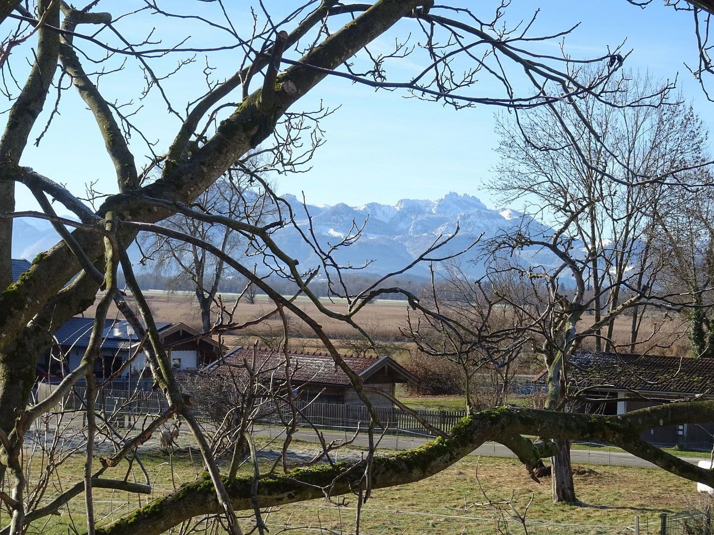 Prodej domu 260 m², pozemek 705 m², Grabenstätt, Bavorsko Prodej domu 260 m², pozemek 705 m², Grabenstätt, Bavorsko