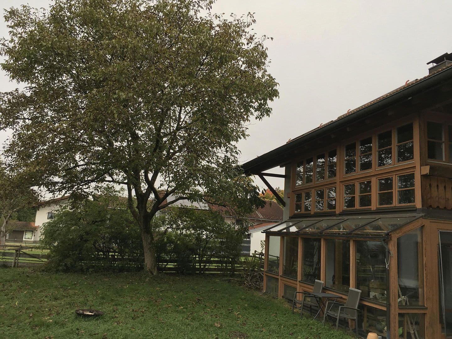 Prodej domu 260 m², pozemek 705 m², Grabenstätt, Bavorsko Prodej domu 260 m², pozemek 705 m², Grabenstätt, Bavorsko