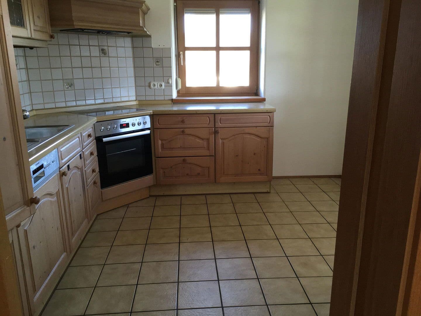 Prodej domu 260 m², pozemek 705 m², Grabenstätt, Bavorsko Prodej domu 260 m², pozemek 705 m², Grabenstätt, Bavorsko