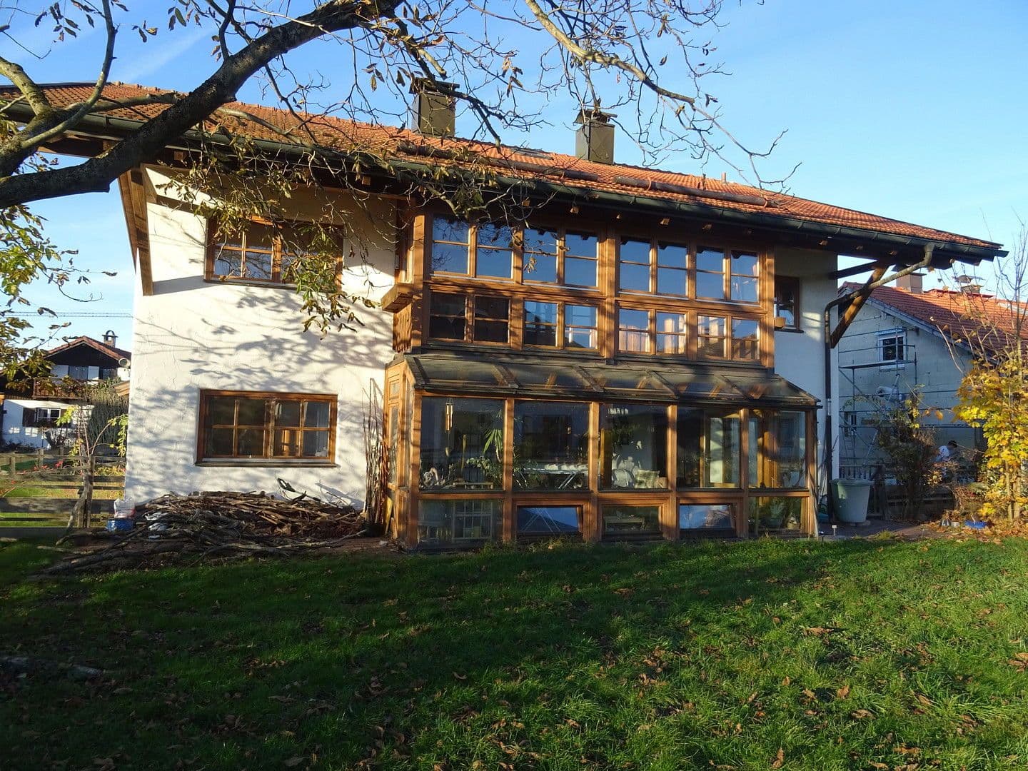 Prodej domu 260 m², pozemek 705 m², Grabenstätt, Bavorsko Prodej domu 260 m², pozemek 705 m², Grabenstätt, Bavorsko