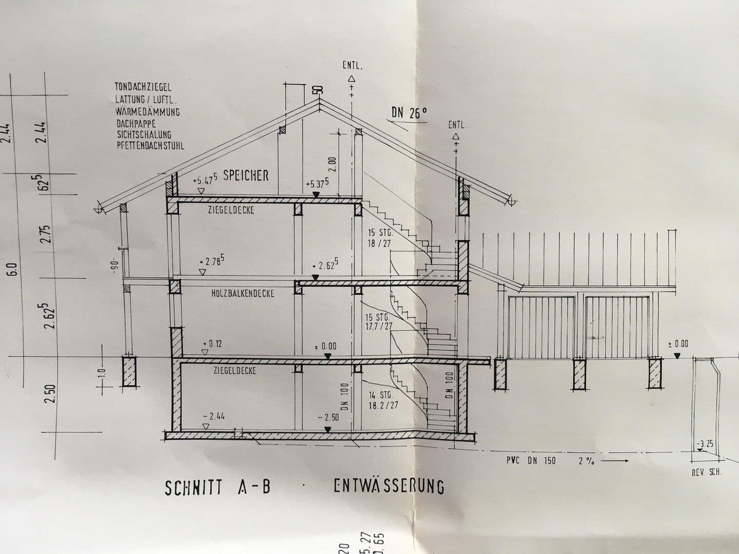 Prodej domu 260 m², pozemek 705 m², Grabenstätt, Bavorsko Prodej domu 260 m², pozemek 705 m², Grabenstätt, Bavorsko