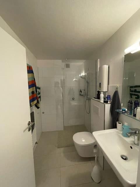 Pronájem bytu 2+kk 68 m², Düsseldorf, Severní Porýní-Vestfálsko Pronájem bytu 2+kk 68 m², Düsseldorf, Severní Porýní-Vestfálsko