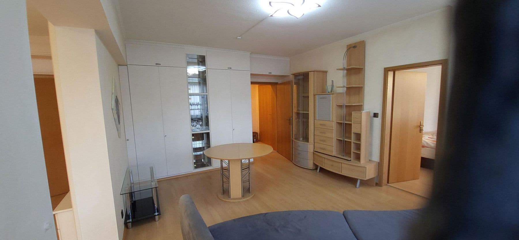 Pronájem bytu 3+1 100 m², Oberer Wingertweg 8, Pforzheim, Bádensko-Württembersko Pronájem bytu 3+1 100 m², Oberer Wingertweg 8, Pforzheim, Bádensko-Württembersko