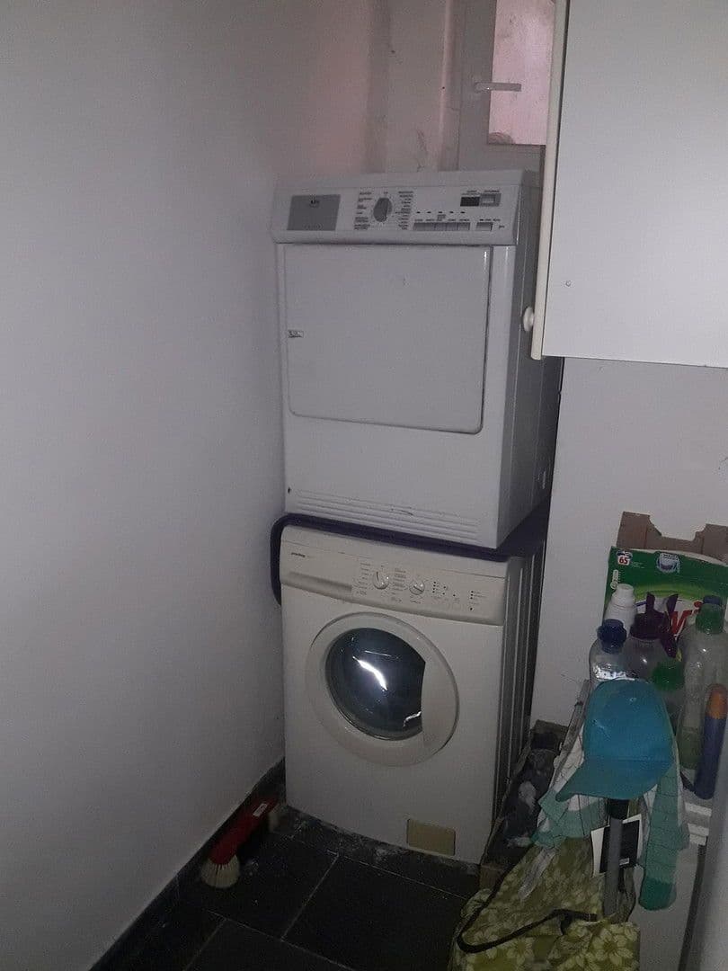 Pronájem bytu 1+1 23 m², Schlossstr. 6, Niefern-Öschelbronn, Bádensko-Württembersko Pronájem bytu 1+1 23 m², Schlossstr. 6, Niefern-Öschelbronn, Bádensko-Württembersko