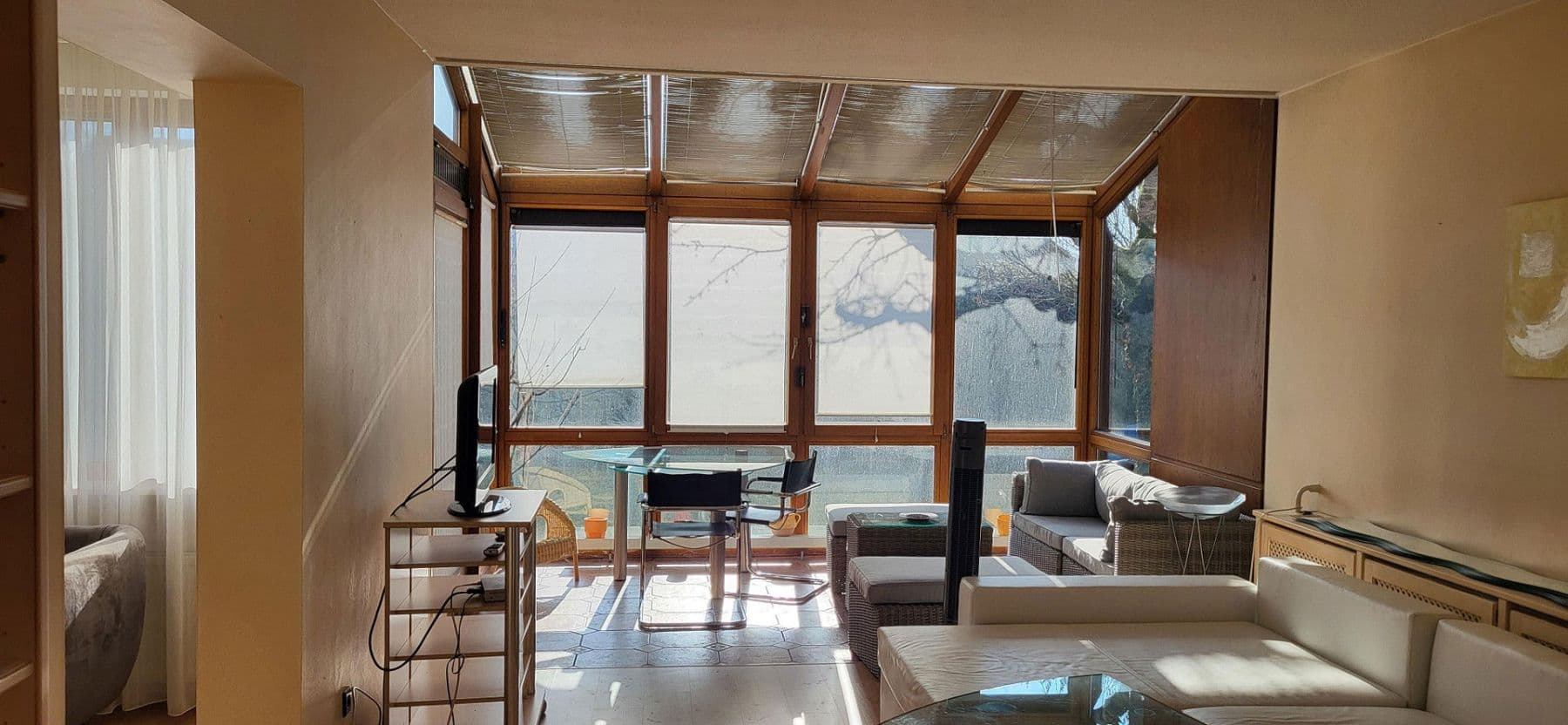 Pronájem bytu 3+1 100 m², Oberer Wingertweg 8, Pforzheim, Bádensko-Württembersko Pronájem bytu 3+1 100 m², Oberer Wingertweg 8, Pforzheim, Bádensko-Württembersko