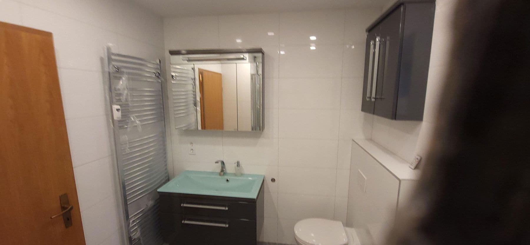 Pronájem bytu 3+1 100 m², Oberer Wingertweg 8, Pforzheim, Bádensko-Württembersko Pronájem bytu 3+1 100 m², Oberer Wingertweg 8, Pforzheim, Bádensko-Württembersko