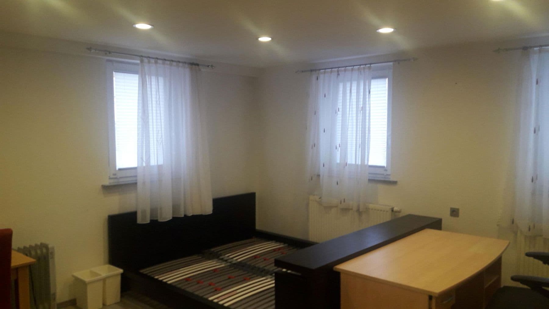 Pronájem bytu 1+1 23 m², Schlossstr. 6, Niefern-Öschelbronn, Bádensko-Württembersko Pronájem bytu 1+1 23 m², Schlossstr. 6, Niefern-Öschelbronn, Bádensko-Württembersko