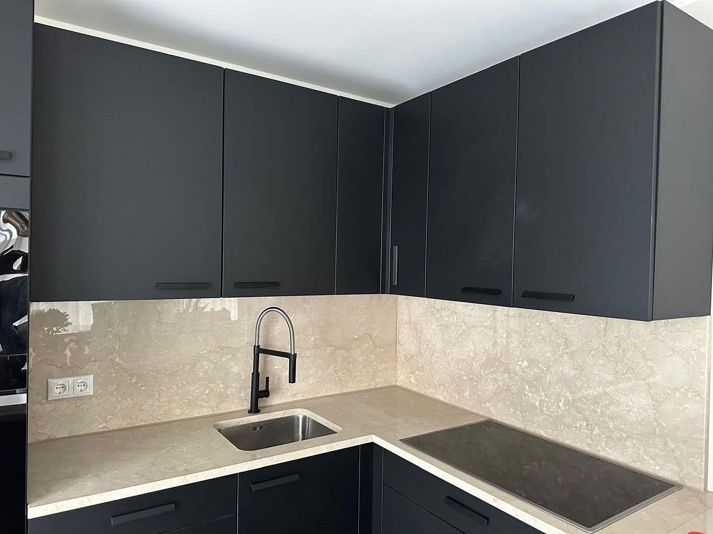 Prodej domu 108 m², pozemek 161 m², Halstenbek, Šlesvicko-Holštýnsko Prodej domu 108 m², pozemek 161 m², Halstenbek, Šlesvicko-Holštýnsko